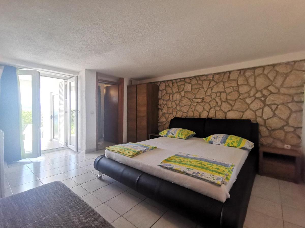 Apartments Niko Драмал Екстериор снимка