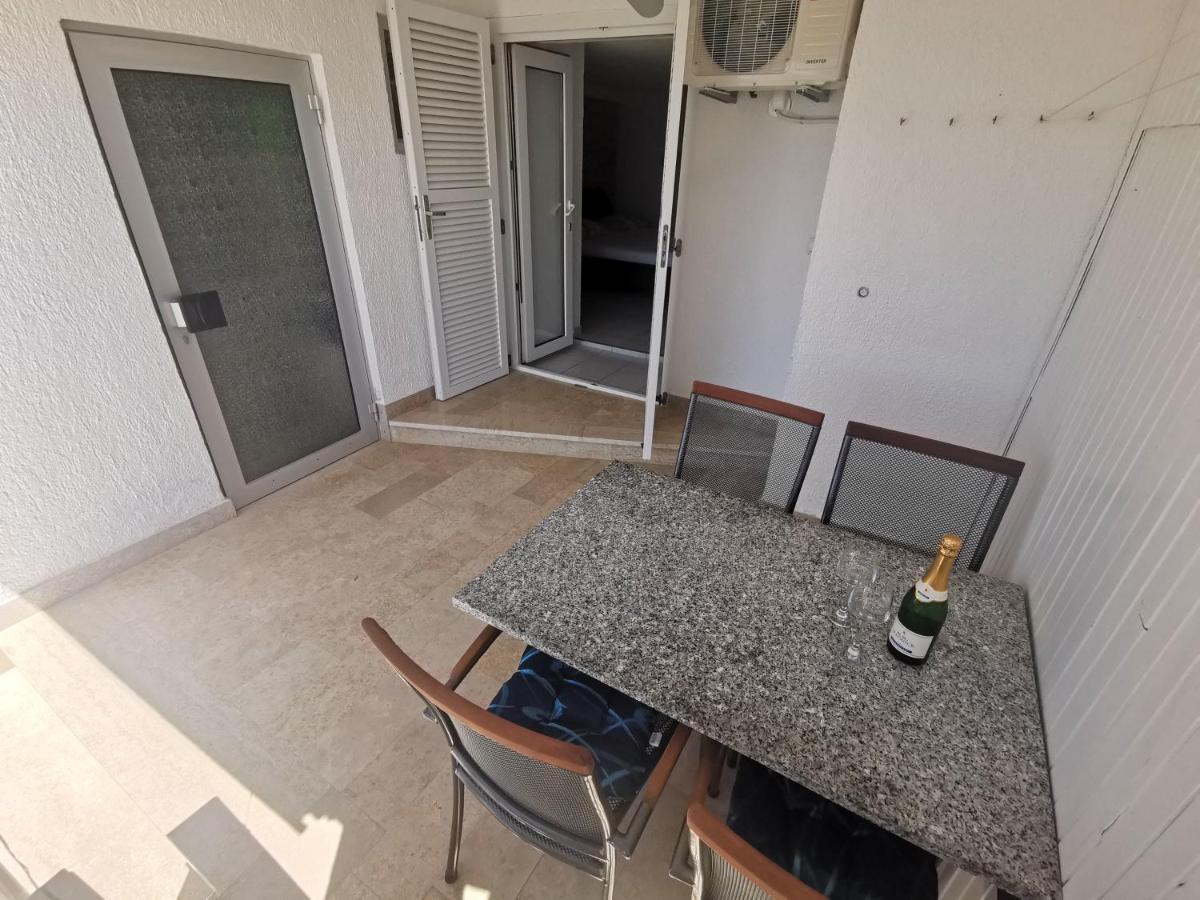 Apartments Niko Драмал Екстериор снимка