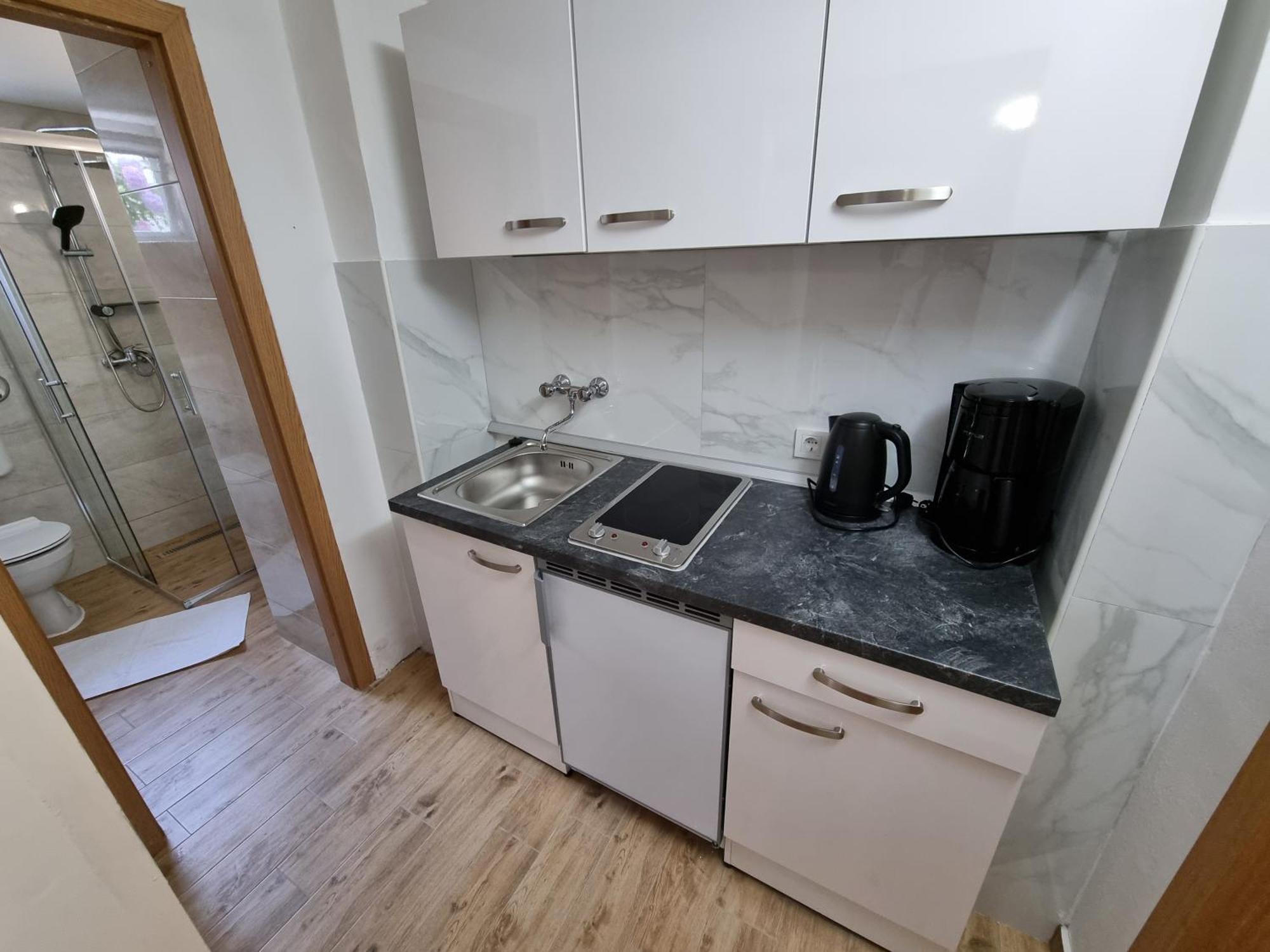 Apartments Niko Драмал Екстериор снимка