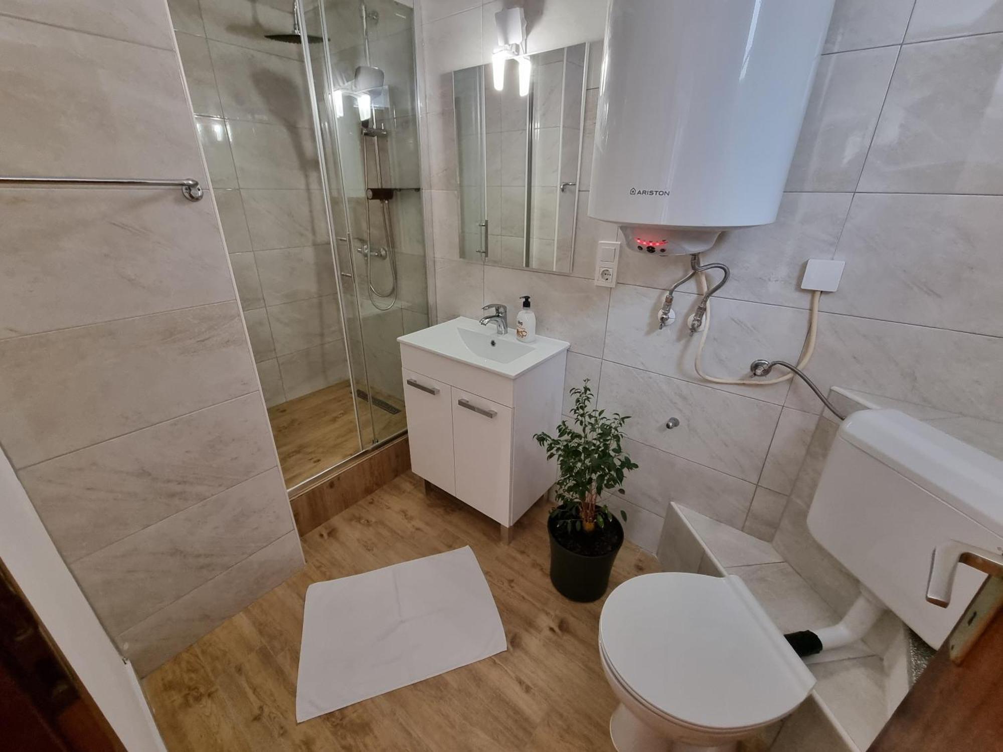 Apartments Niko Драмал Екстериор снимка