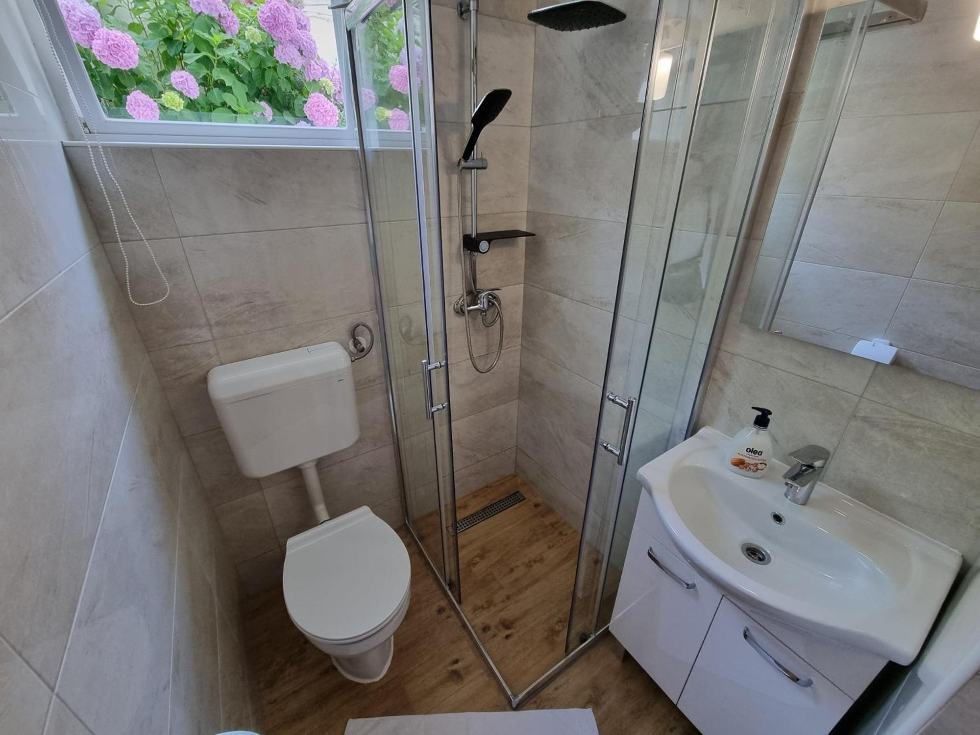 Apartments Niko Драмал Екстериор снимка